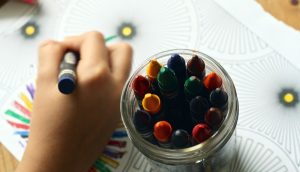 ベルトコンベア方式は悪い子育て