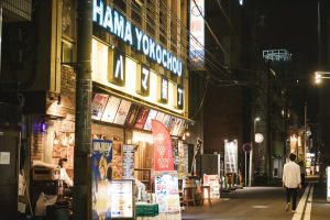 ハマ横丁の入り口
